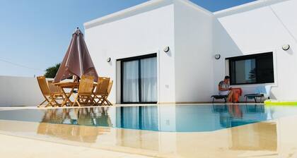 Superb Villa With Pool Djerba