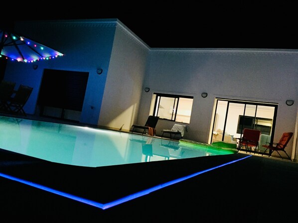 An infinity pool