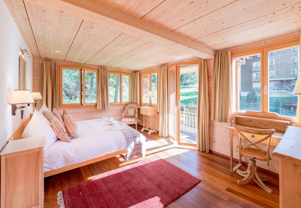 3 bedrooms, iron/ironing board, free WiFi, bed sheets - Chalet Luna Penthouse G (Wengen)