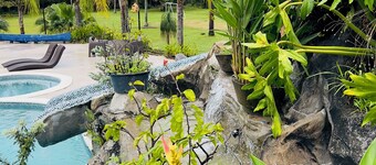 Perdu au paradis ... Itzayana Estate (Un don de Dieu en langue maya)