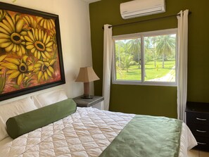8 habitaciones, tabla de planchar con plancha y wifi gratis 