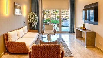 Suite – executive | Oppholdsområde | LED-TV