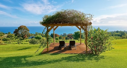 4 Bedroom Farmhouse + Guesthouse Retreat 180° Ocean Views North Hilo Sleeps 12