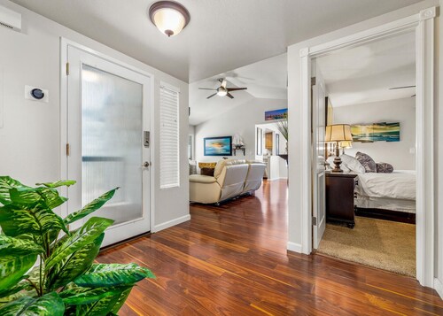 Arroyo Grande 2Bed/2Bath with garage, Includes Balcony and distant Ocean View