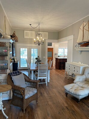 TV, DVD player, books, video library