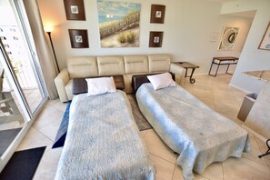 2 slaapkamers, een strijkplank/strijkijzer, gratis wifi, beddengoed