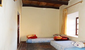 Shower, free toiletries, towels - Chez Boutfounaste (Ouirgane)