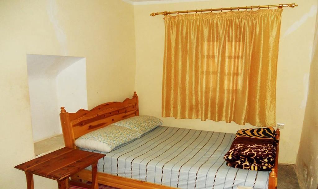 Quadruple Room (Ousmane) | Iron/ironing board, free WiFi, bed sheets