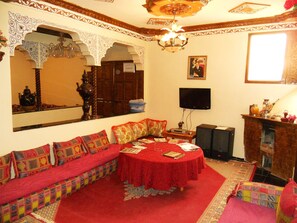 Lobby sitting area - Chez Boutfounaste (Ouirgane)