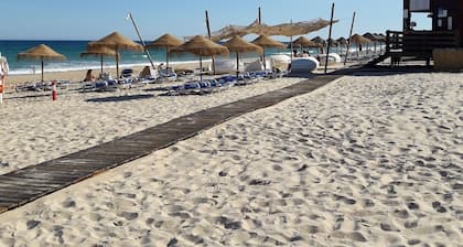 Apartment für 2 Personen mit Garten im Dorf von Santa Luzia