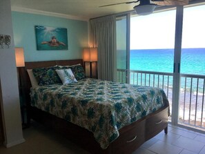 Een strijkplank/strijkijzer, gratis wifi, beddengoed