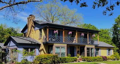 Bolivar Aseta koko yläkerrassa 2 br / 1 kylpyamme kävelyetäisyydellä keskustaan / TWU