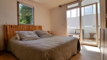 1 chambre, fer et planche Ă repasser, Wi-Fi, draps fournis