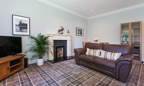 Apartment | Living area