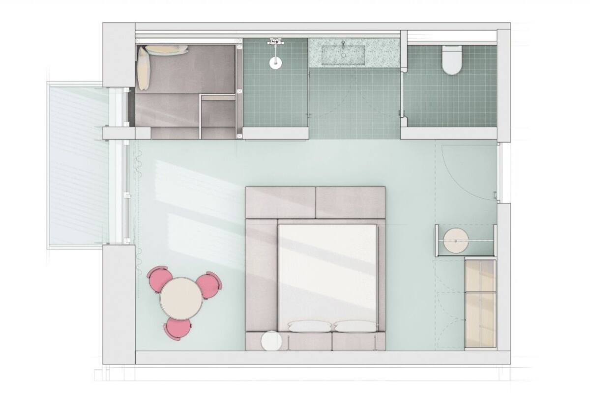 Family Room | Minibar, in-room safe, desk, blackout curtains