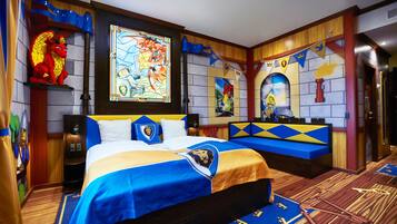 Superior Dragon Knight's Room | Hypo-allergenic bedding, minibar, desk, soundproofing