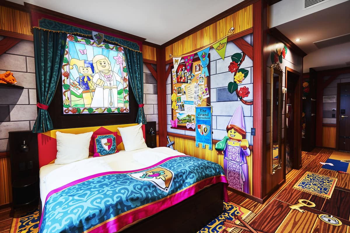 Princess' Room | Hypo-allergenic bedding, minibar, desk, soundproofing