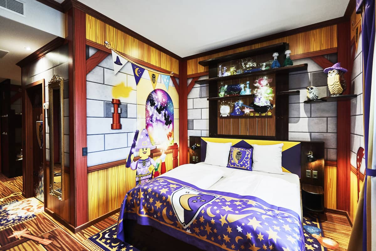 Wizard's Room | Hypo-allergenic bedding, minibar, desk, soundproofing
