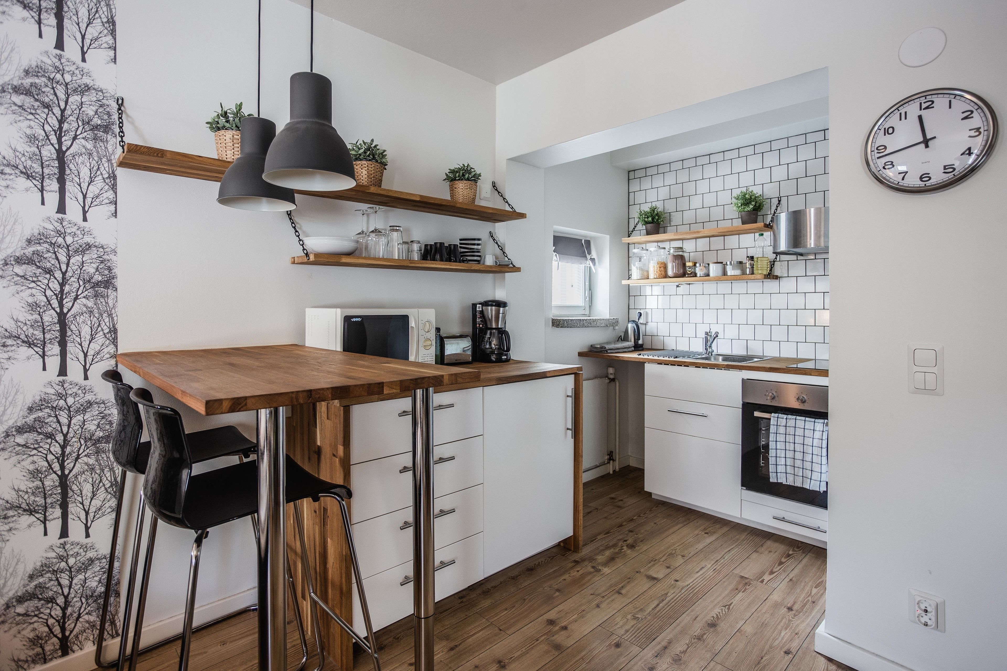 Studio, 2 Twin Beds | Private kitchen | Fridge, microwave, oven, stovetop