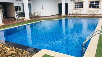 Piscina all'aperto