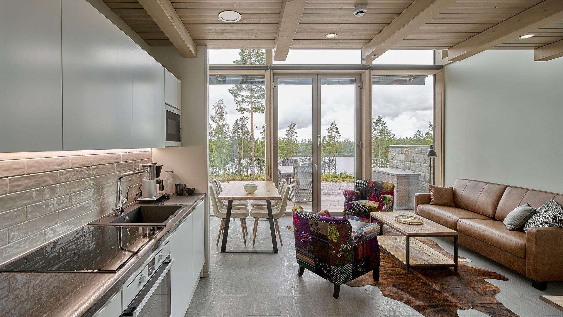 Duplex Suite | Private kitchen | Full-sized fridge, microwave, oven, stovetop