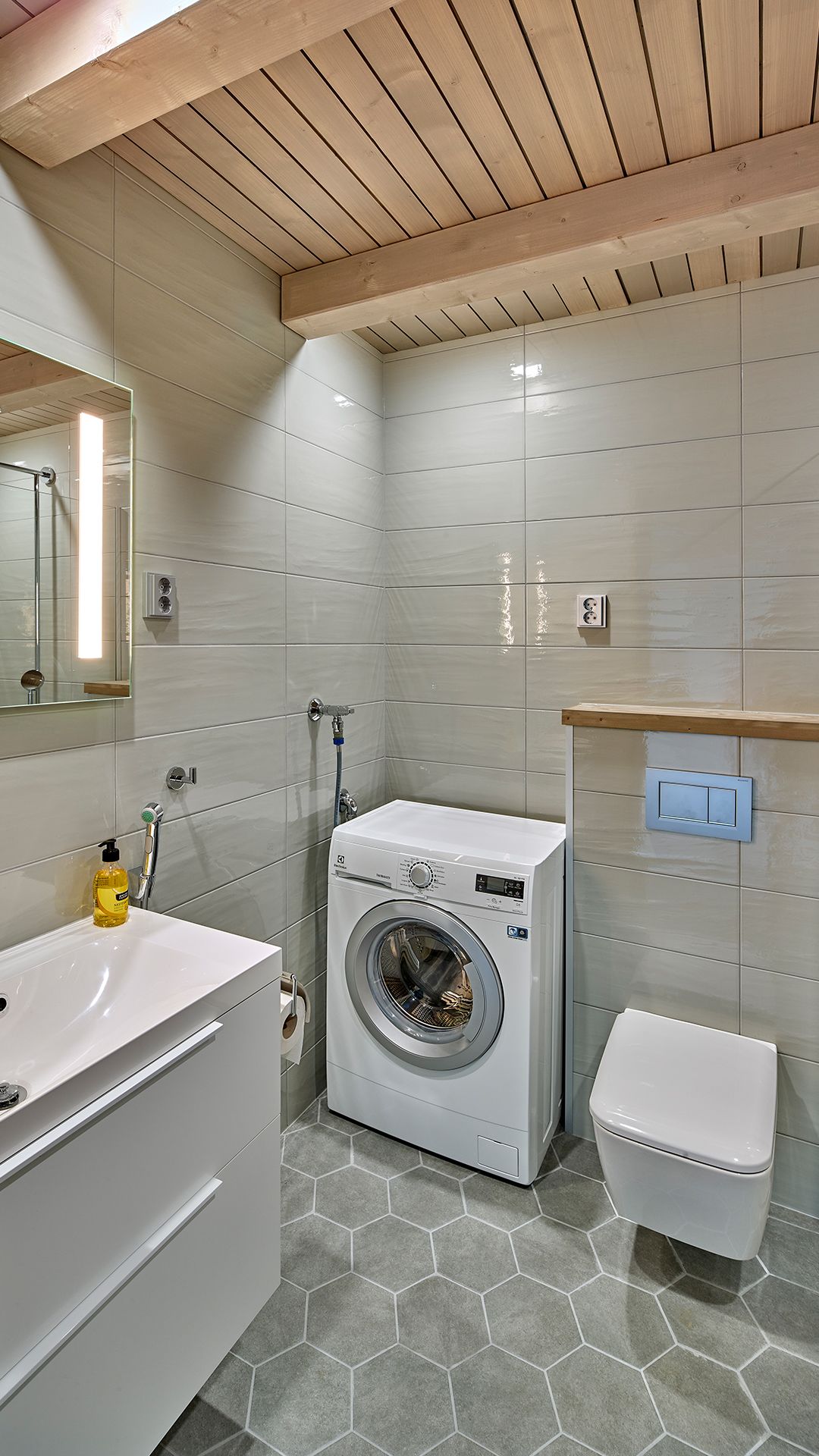 Towels, toilet paper