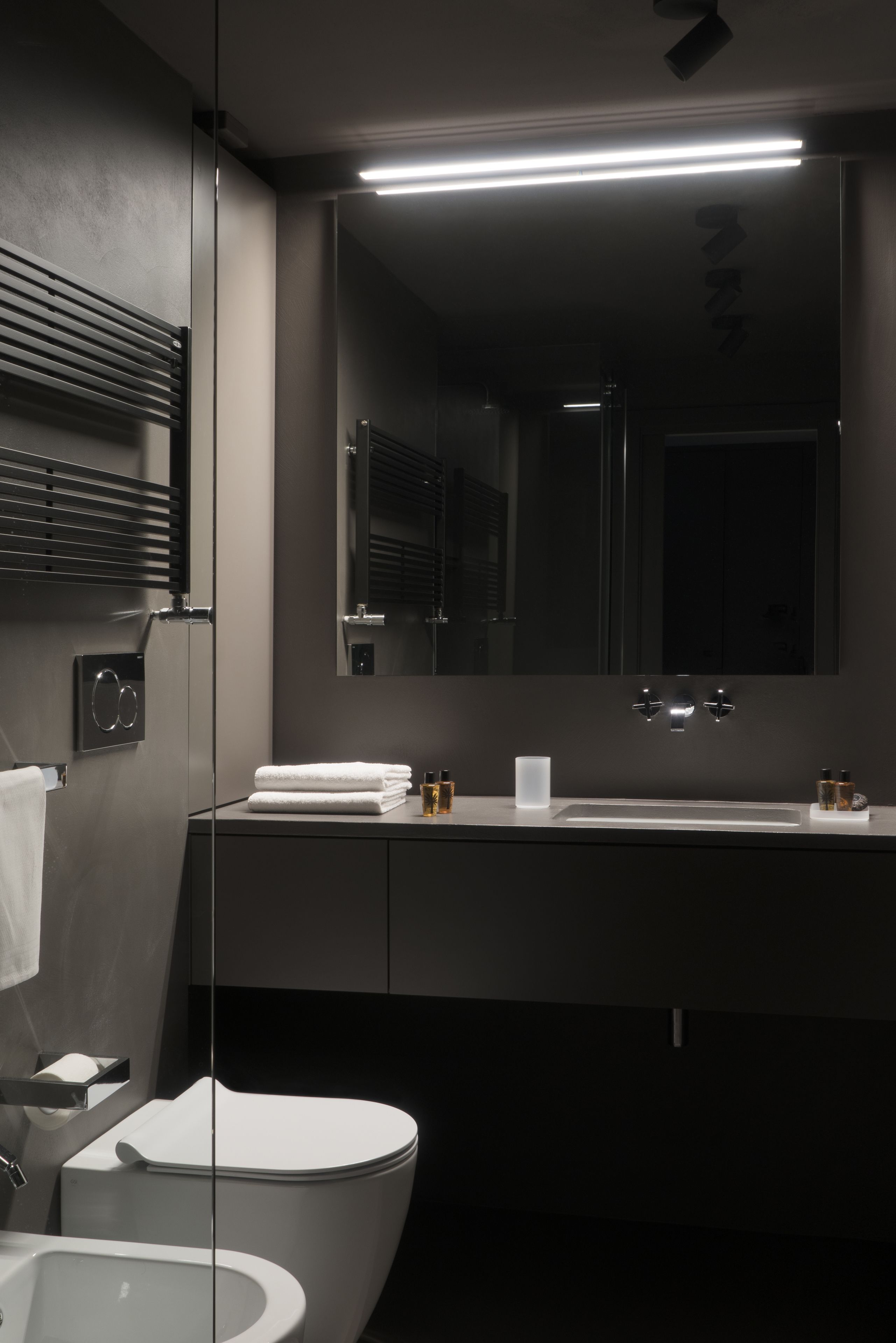 Free toiletries, hair dryer, bidet, towels