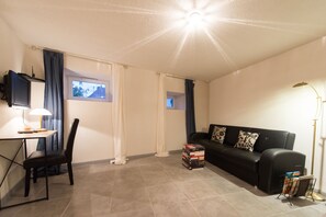 Comfort Double Room, Ensuite, City View