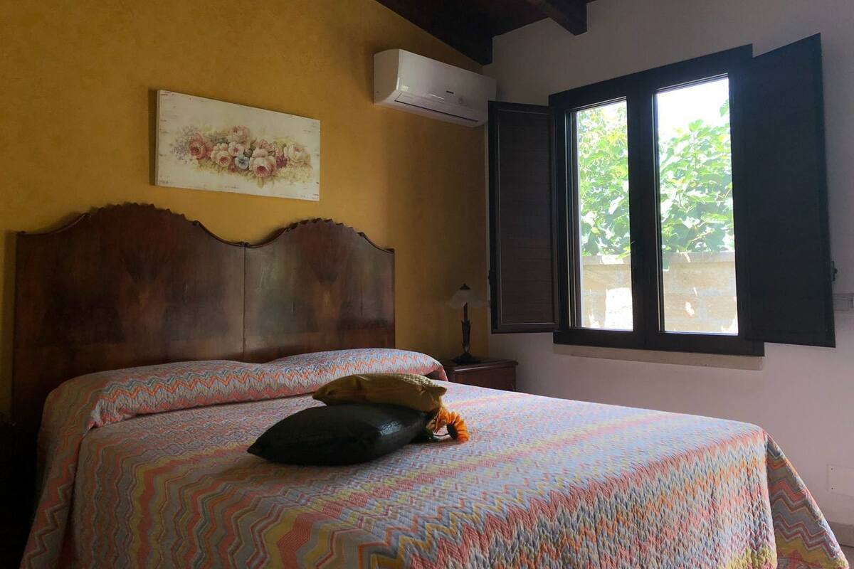 Habitación doble, para no fumadores, vista al jardín (Girasole ) | Minibar, escritorio, cunas gratuitas y camas extra