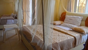 Unclassified image, 3 of 43, button - Moonlight Hotel-Namanve (Seeta)