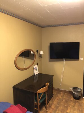 Zweibettzimmer | Kostenloses WLAN, Bettwäsche