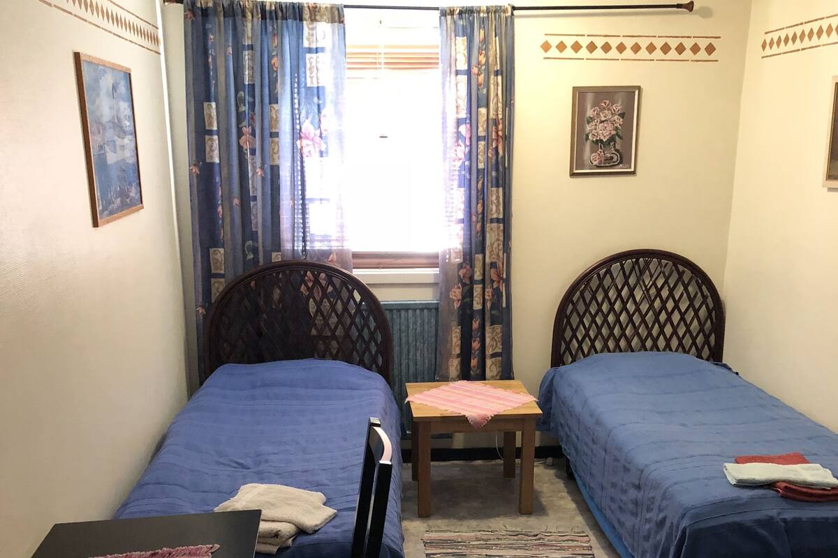 Dreibettzimmer | Kostenloses WLAN, Bettwäsche