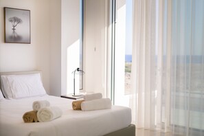 Idania 3-Bedroom Sea View Villa | Minibar, in-room safe, blackout curtains, iron/ironing board - Pearl Beachfront Villa (Ayia Napa)