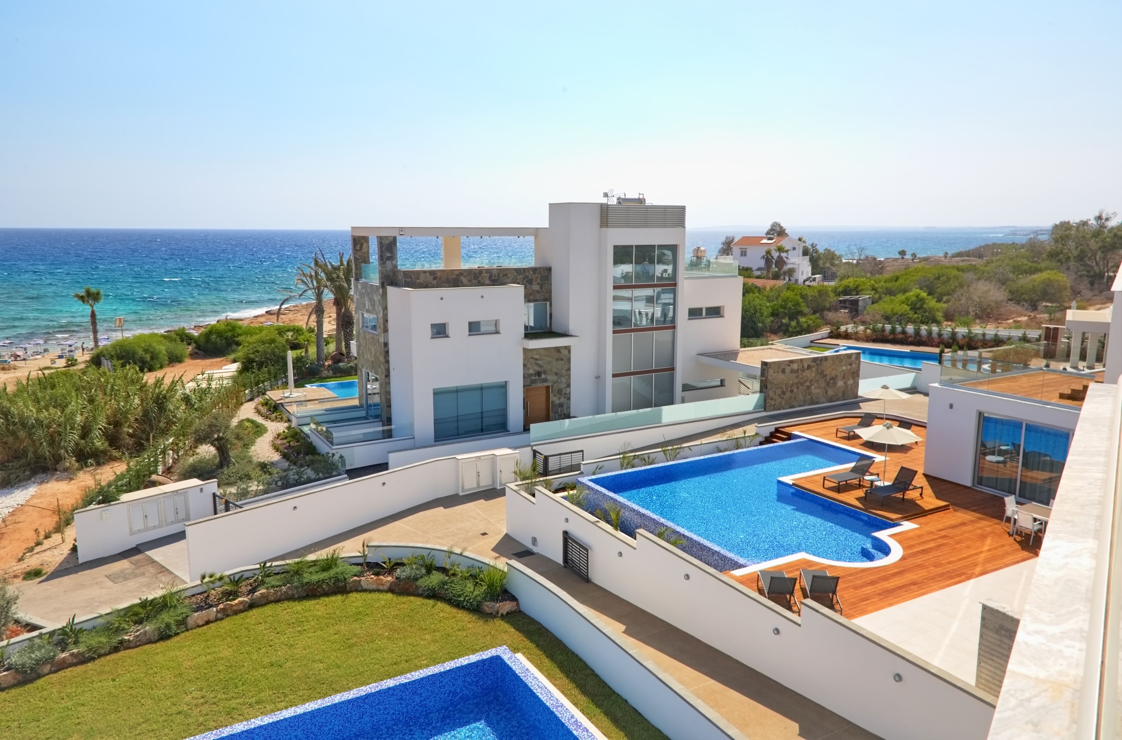 Idania 3-Bedroom Sea View Villa | Rooftop pool