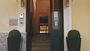 施設の入り口