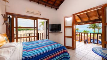 Deluxe Suite, Ocean View | In-room safe, free WiFi, bed sheets