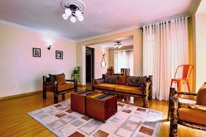 Living area - Mani's Home Away From Home (Nairobi)