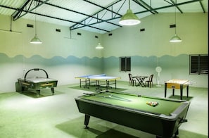 Billiards - R G Hotels and Resort (Malur)