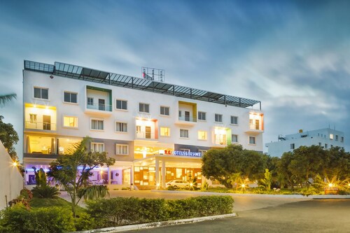 R G Hotels and Resort