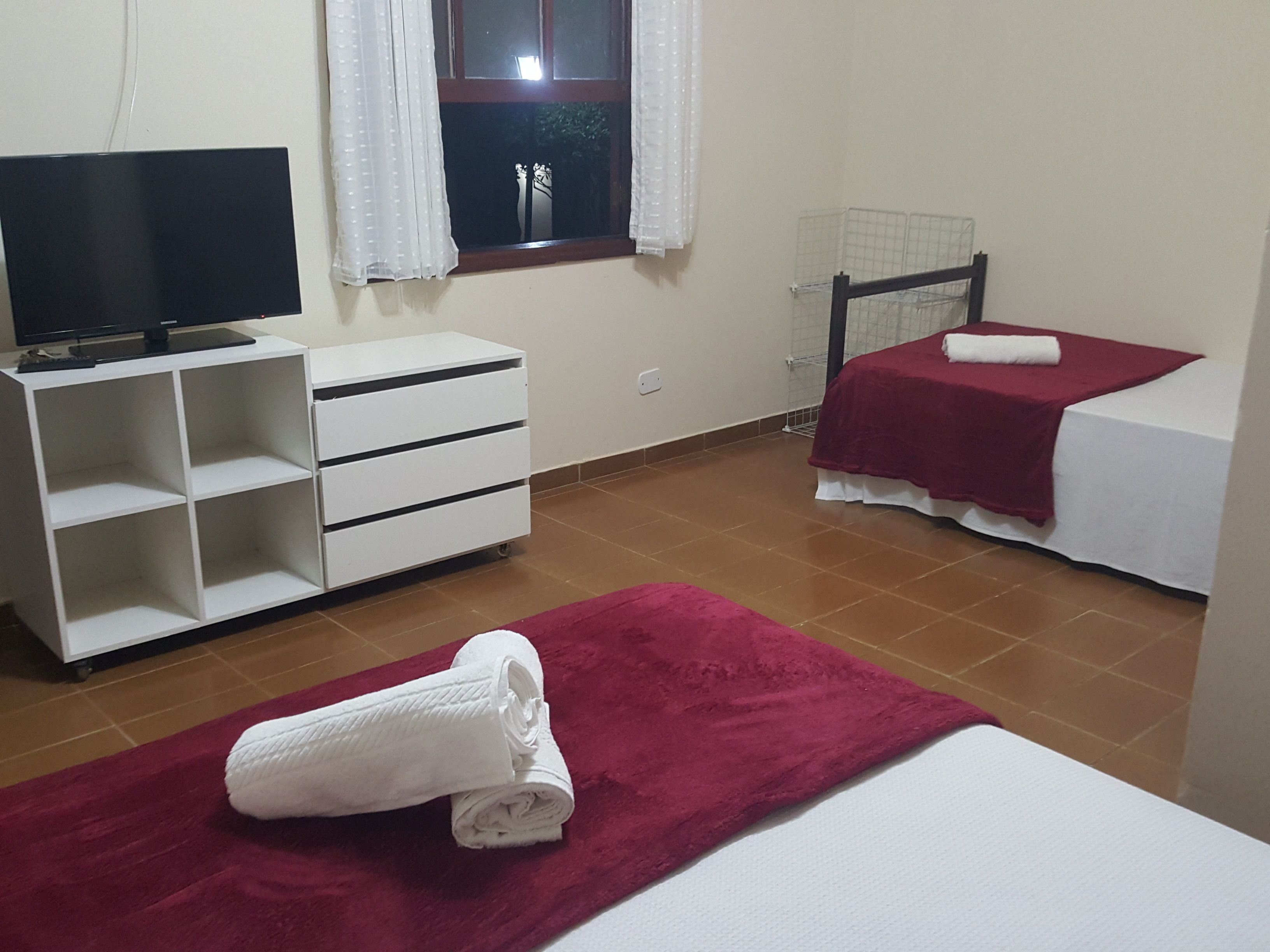 Suíte luxo, 1 cama de casal, para não fumantes, vista para o jardim | Vista do quarto