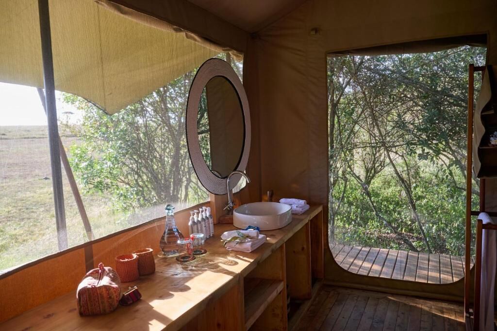 Slippers, towels, soap, shampoo