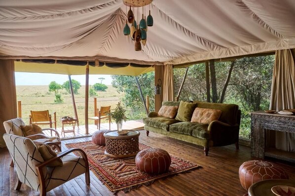 In-room safe, free WiFi - Saruni Wild (Maasai Mara)