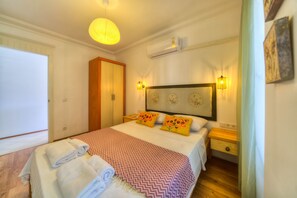 Apartment | 2 bedrooms, desk, iron/ironing board, free WiFi - Luna Apartment (Kas)