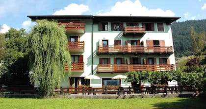 Hotel Diana