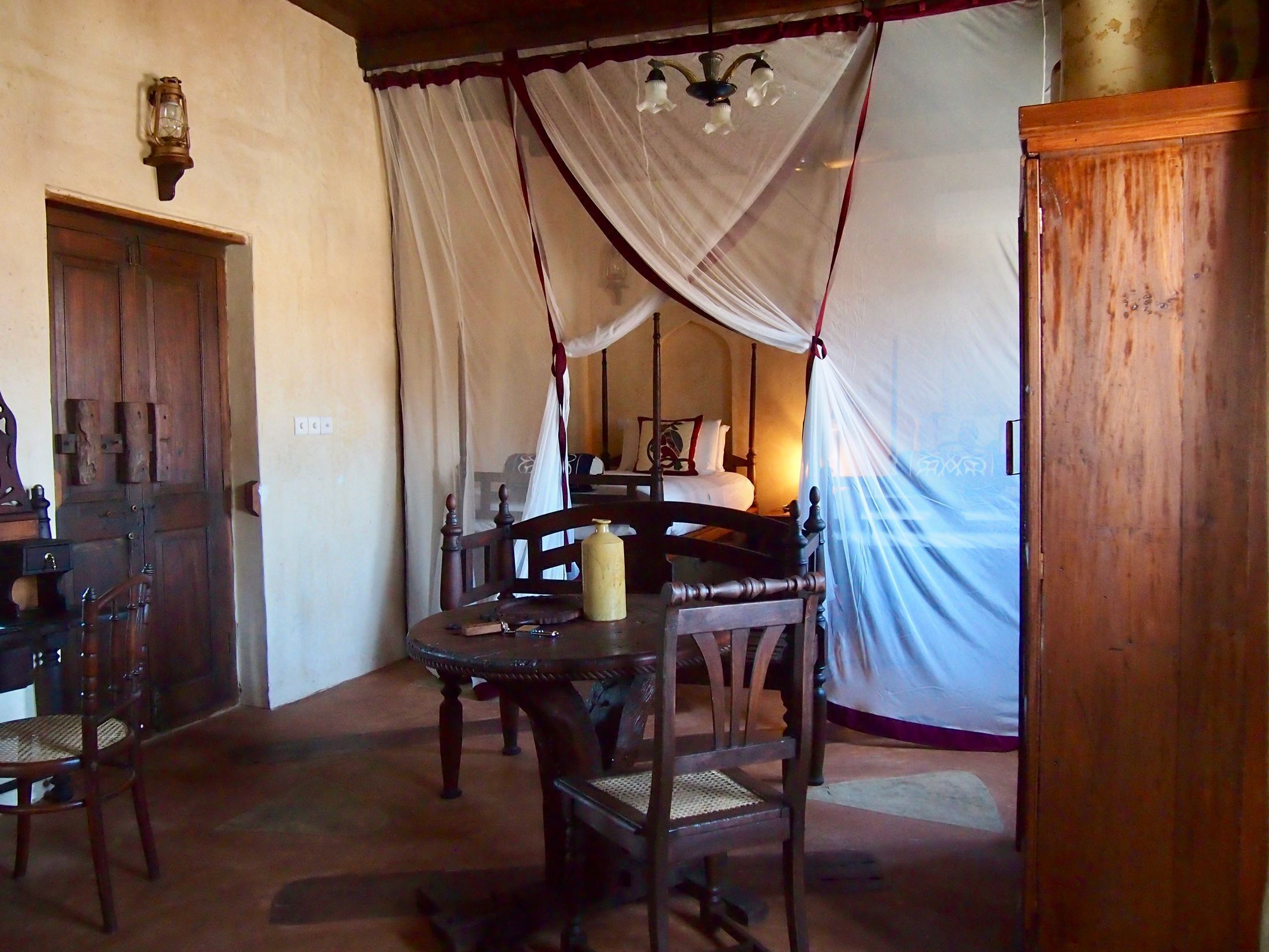 1 chambre, décoration personnalisée, ameublement personnalisé