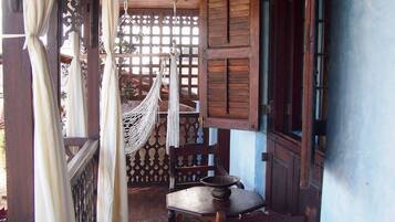 Room (Camille) | Balkoni