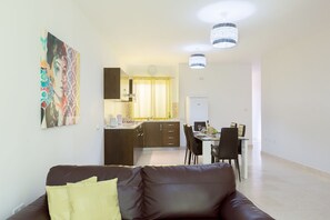 LED TV - North Side Apartments (Mgarr)
