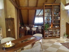 Phục vụ bữa tối