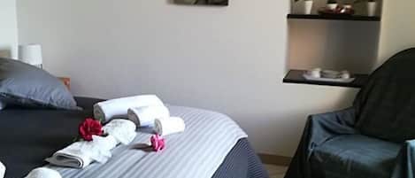 Chambre Double, 1 grand lit, non-fumeur