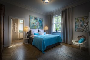 Deluxe Apartment | Hypo-allergenic bedding, individually decorated, individually furnished - Blumeins - Das Refugium (Gross-Umstadt)